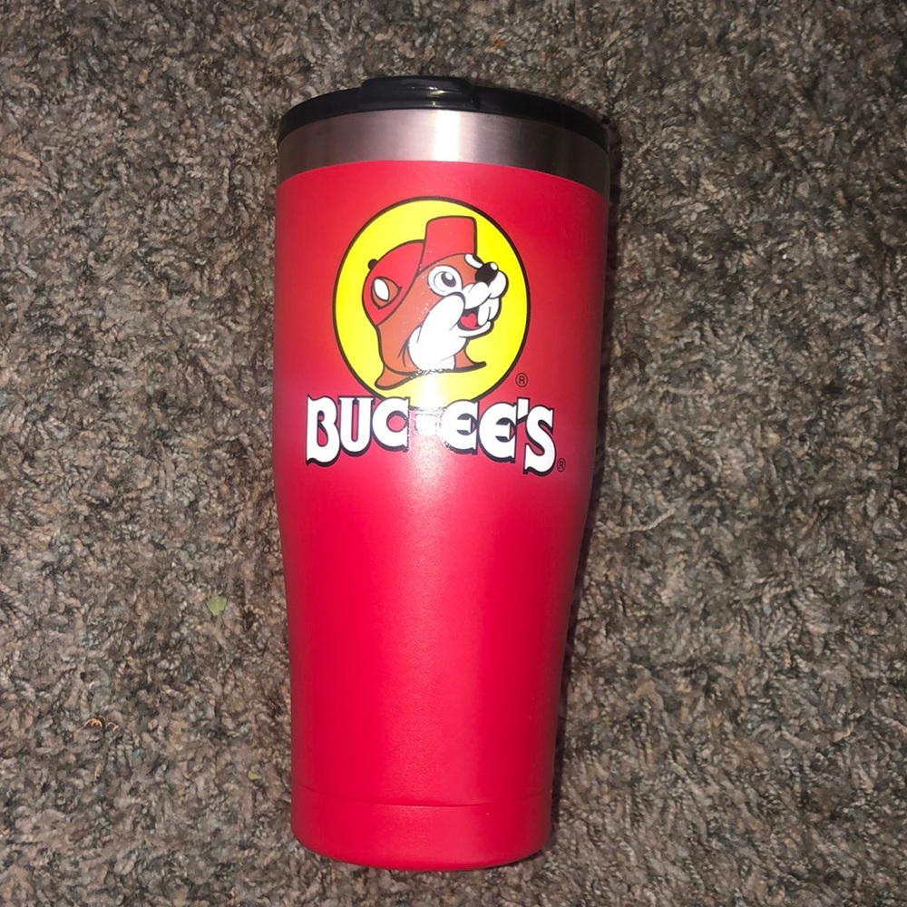 New without tags. Yukon outfitters. Thermos with lid. Buc-Ee’s